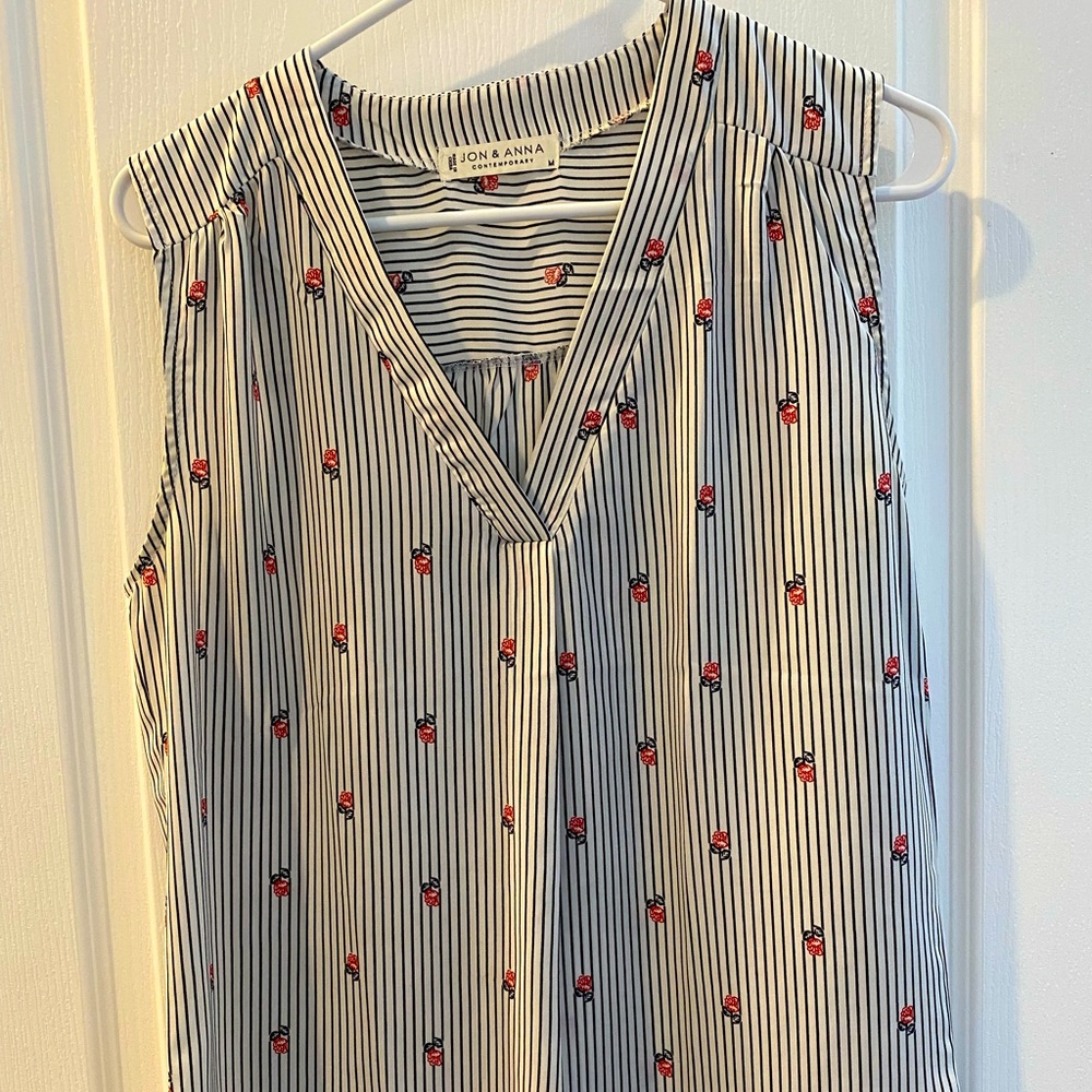 Jon & Anna Sleeveless Top